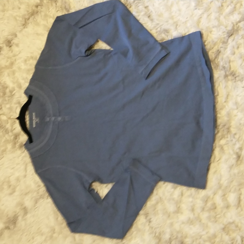 Woolrich woman's size XS long sleeve cotton Tees w side logo NWOT-pink or blue